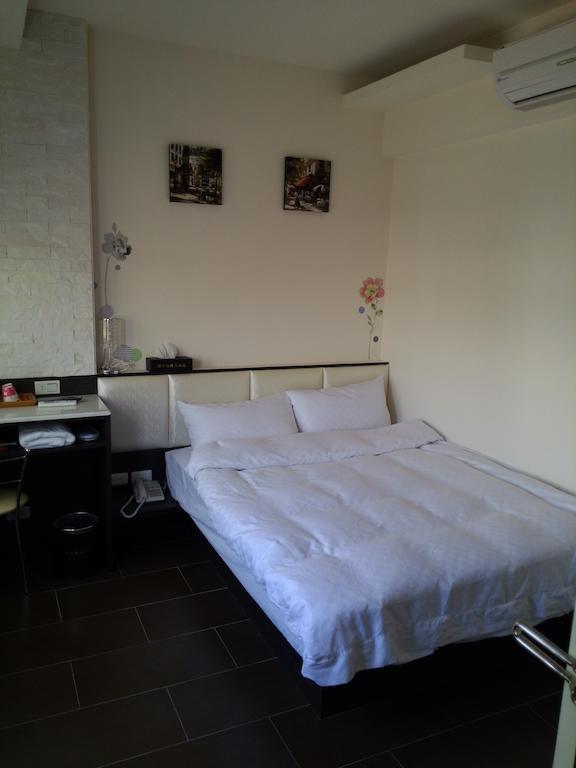 Tilon Hotel Pingtung Cameră foto